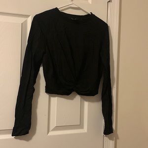 Long sleeve knotted crop top, size M